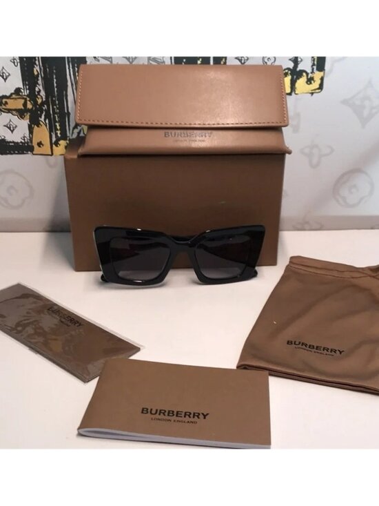 New Authentic Burberry BE4344 8450 Black Sunglasses main image 7